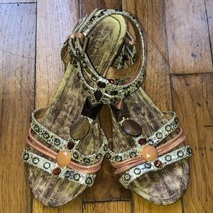 Aldo Sandals